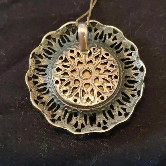 Sterling silver glazed ceramic pottery pendant 16-in Sterling box chain - Picture 2 of 3